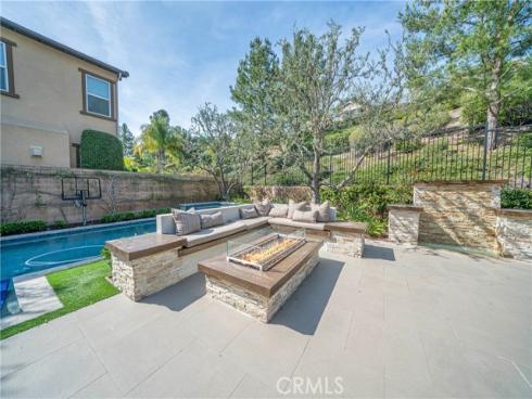 21 Alisal Court, Aliso Viejo, CA