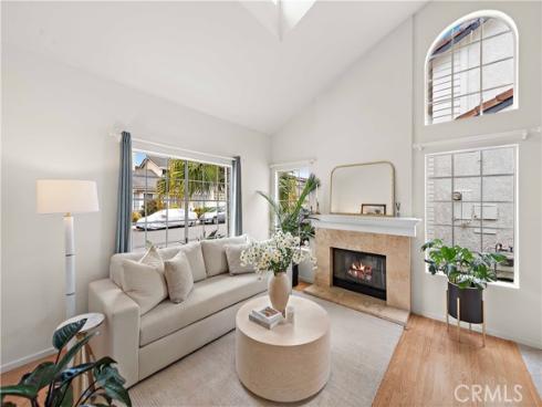 14  Songbird   Lane, Aliso Viejo, CA