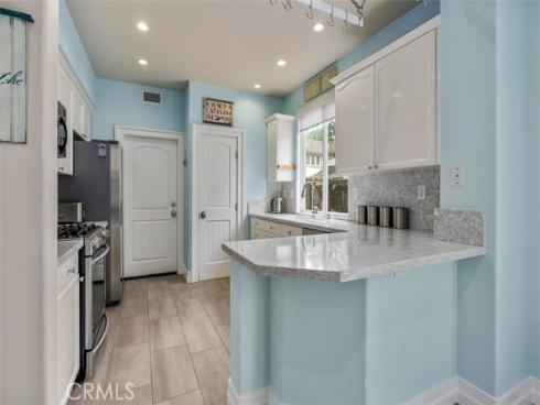 73 Rue Du Chateau 17 , Aliso Viejo, CA