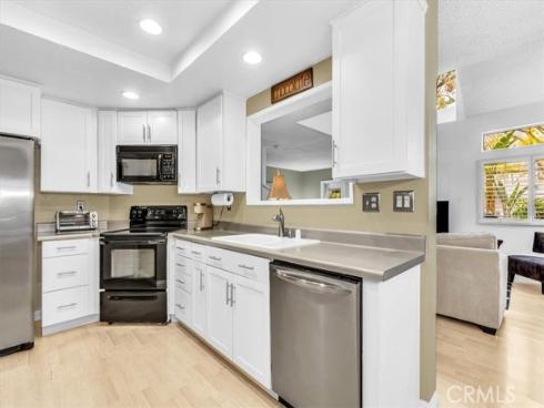 15  Stoneglen  68 , Aliso Viejo, CA