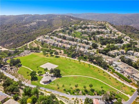 205  Woodcrest   Lane, Aliso Viejo, CA
