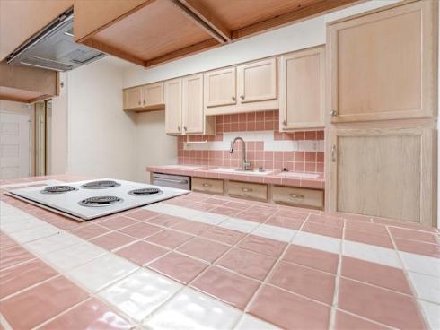 23401  Via San Miguel  , Aliso Viejo, CA