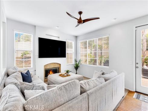 64 Vista del Valle , Aliso Viejo, CA