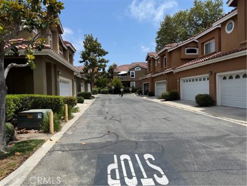 16  Matisse  CI87  Circle, Aliso Viejo, CA