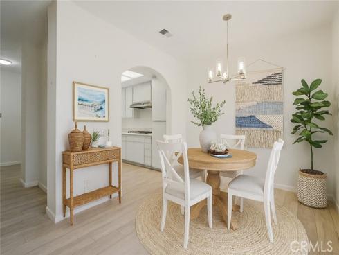 87  Matisse  CI42  Circle, Aliso Viejo, CA