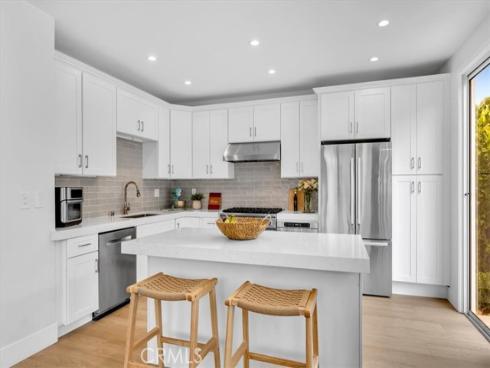 36  Baneberry  , Aliso Viejo, CA