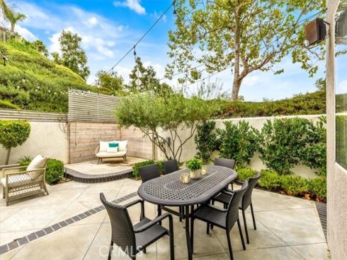 36  Baneberry  , Aliso Viejo, CA