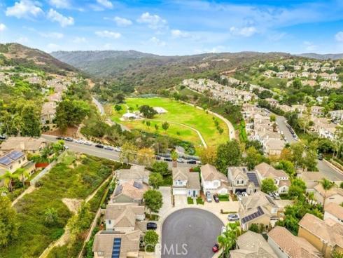 36  Baneberry  , Aliso Viejo, CA