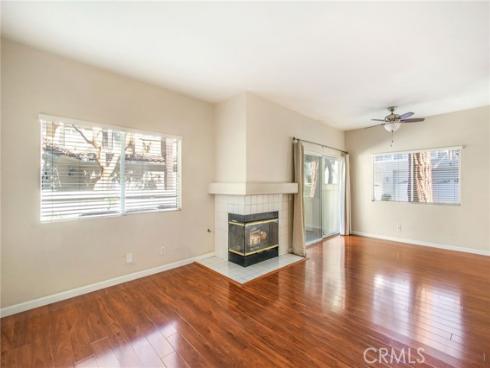 17  Barcelona  , Aliso Viejo, CA