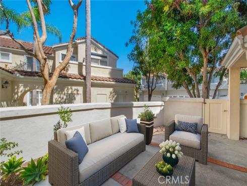 17  Barcelona  , Aliso Viejo, CA