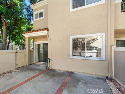 17  Barcelona  , Aliso Viejo, CA