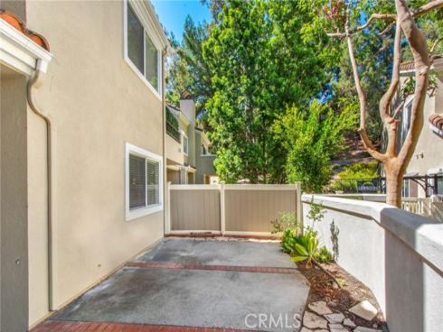 17  Barcelona  , Aliso Viejo, CA