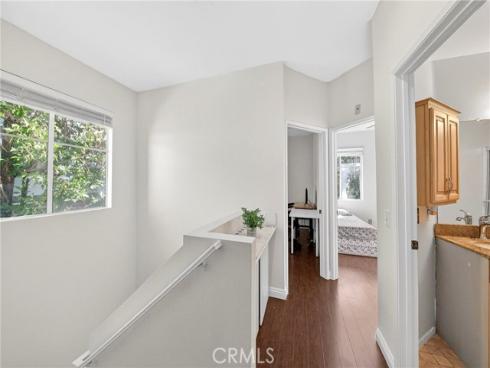 32  Carlsbad  , Aliso Viejo, CA