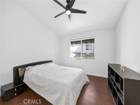 32  Carlsbad  , Aliso Viejo, CA