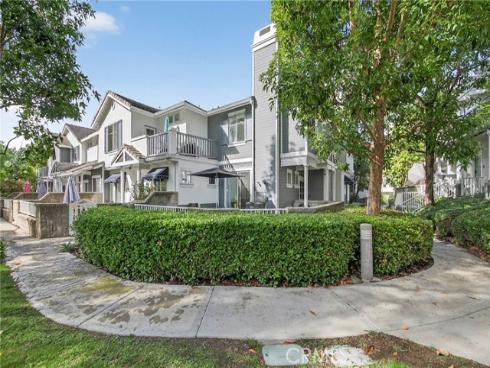 32  Carlsbad  , Aliso Viejo, CA