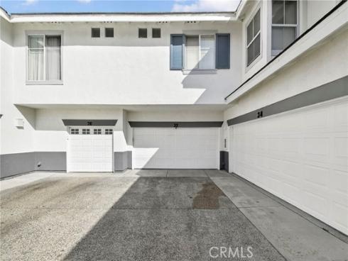 32  Carlsbad  , Aliso Viejo, CA