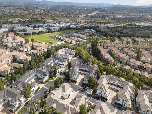 32  Carlsbad  , Aliso Viejo, CA