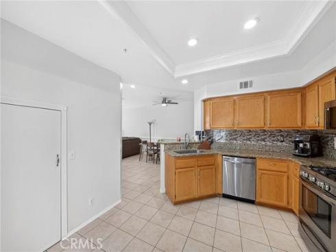 32  Carlsbad  , Aliso Viejo, CA