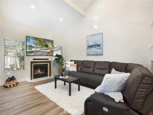 92 Nightingale , Aliso Viejo, CA