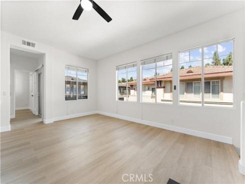 14  Mosaic  , Aliso Viejo, CA