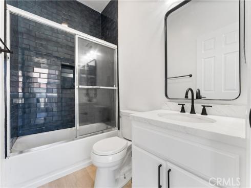 14  Mosaic  , Aliso Viejo, CA