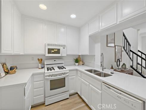 15 Windchime , Aliso Viejo, CA