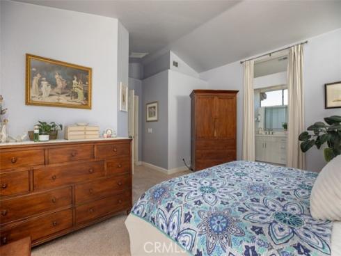 27  Royal Tern  , Aliso Viejo, CA