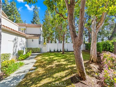 2  Barcelona  , Aliso Viejo, CA