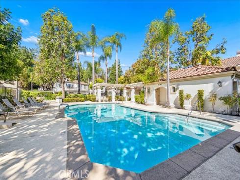 2  Barcelona  , Aliso Viejo, CA