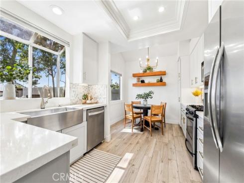 2  Barcelona  , Aliso Viejo, CA