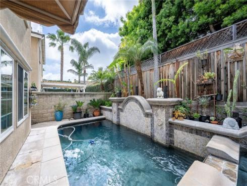 25  Maple  , Aliso Viejo, CA