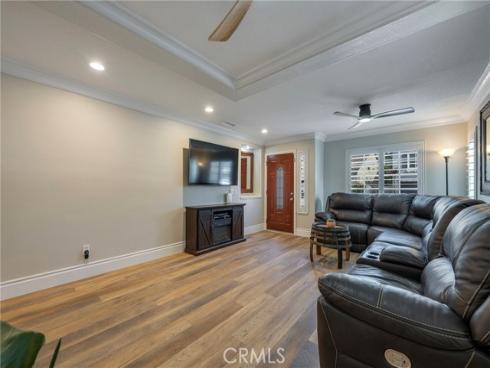 25  Maple  , Aliso Viejo, CA