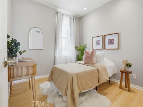 24  Midtown  , Aliso Viejo, CA