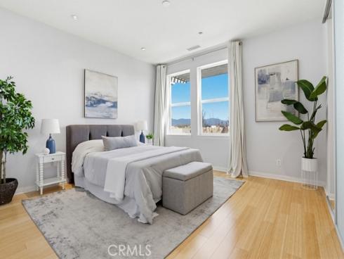 24  Midtown  , Aliso Viejo, CA