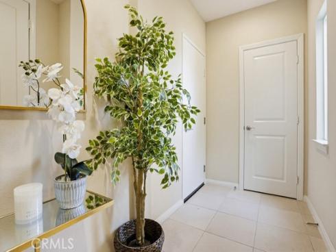 24  Midtown  , Aliso Viejo, CA