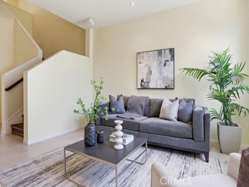 24  Midtown  , Aliso Viejo, CA