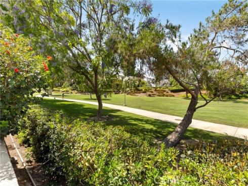 18 Meadowood , Aliso Viejo, CA
