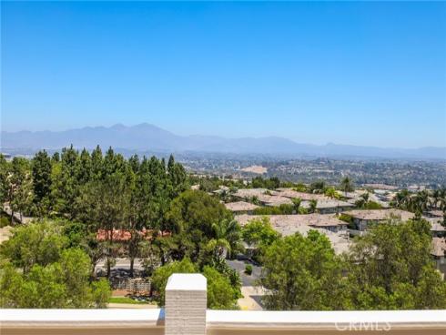 30 Groveside Drive, Aliso Viejo, CA