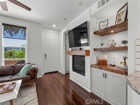 12 Midtown , Aliso Viejo, CA