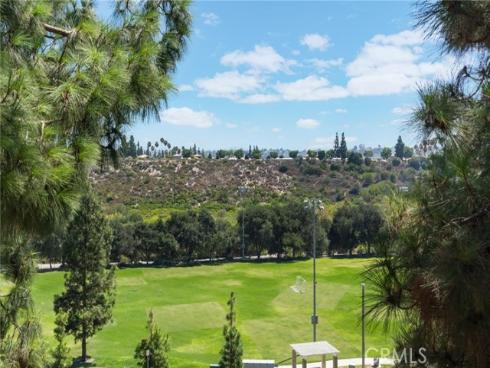 84 Hawaii Drive, Aliso Viejo, CA