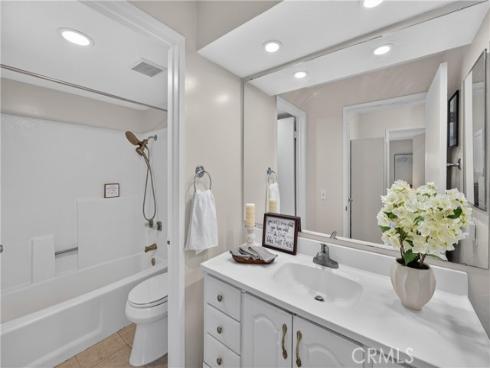 12 Ashwood , Aliso Viejo, CA