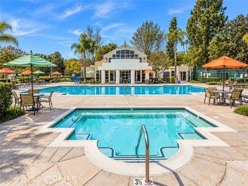10 Glenoaks , Aliso Viejo, CA
