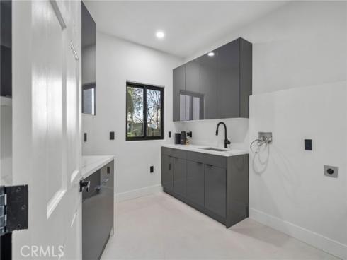 7460 E Hummingbird   Circle, Anaheim Hills, CA