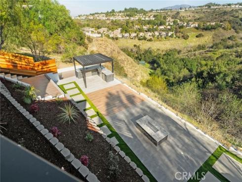 7460 E Hummingbird   Circle, Anaheim Hills, CA