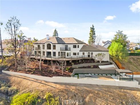 7460 E Hummingbird   Circle, Anaheim Hills, CA