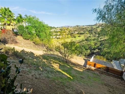 7460 E Hummingbird   Circle, Anaheim Hills, CA