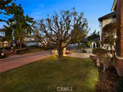 7460 E Hummingbird   Circle, Anaheim Hills, CA