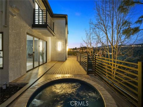 7460 E Hummingbird   Circle, Anaheim Hills, CA