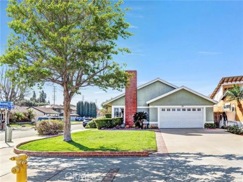 1201 N Mosswood Drive, Anaheim Hills, CA