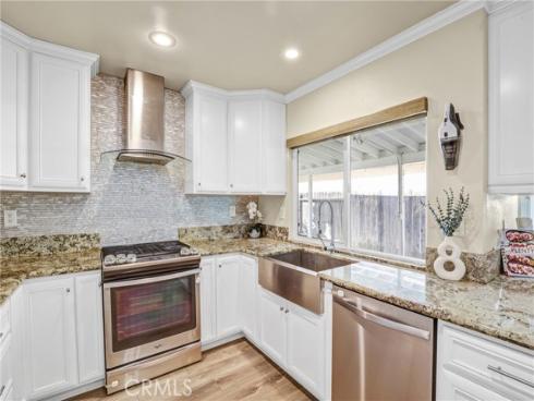 1201 N Mosswood Drive, Anaheim Hills, CA